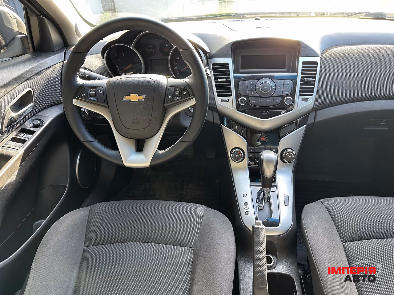 Chevrolet Cruze - фото 8
