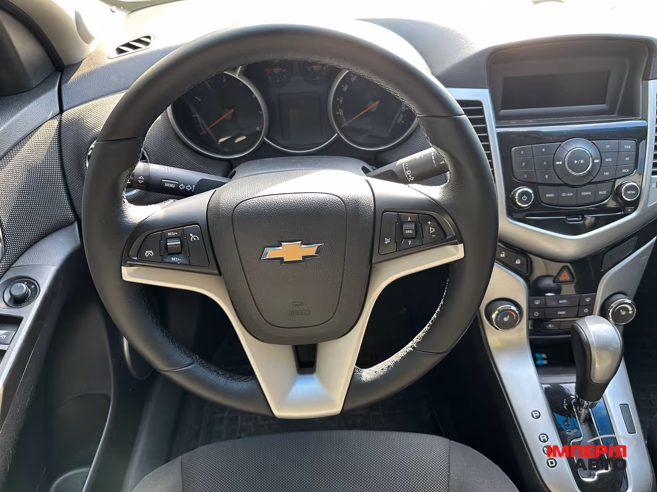 Chevrolet Cruze - фото 9