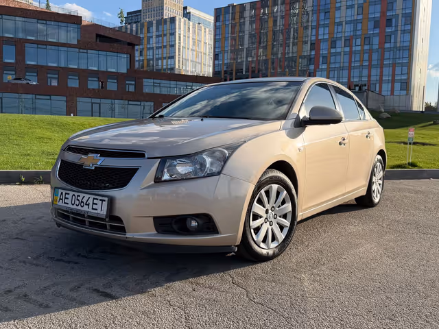 Chevrolet Cruze - фото 2