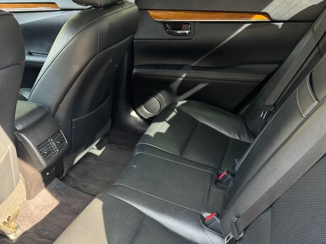 Lexus ES - зображення 3