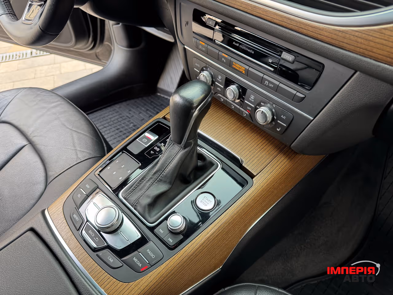 Audi A6 - фото 35