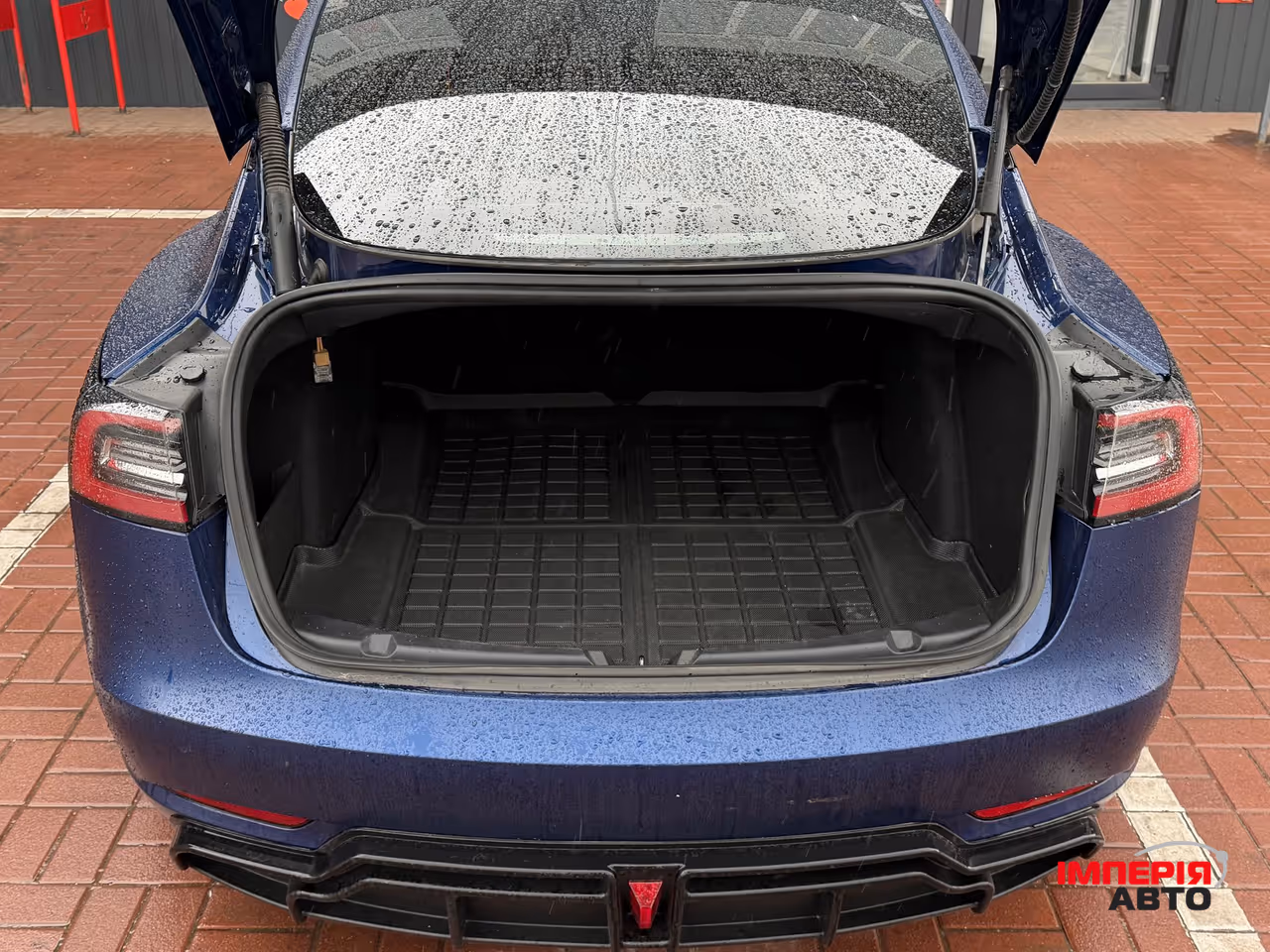 Tesla Model 3 - фото 28