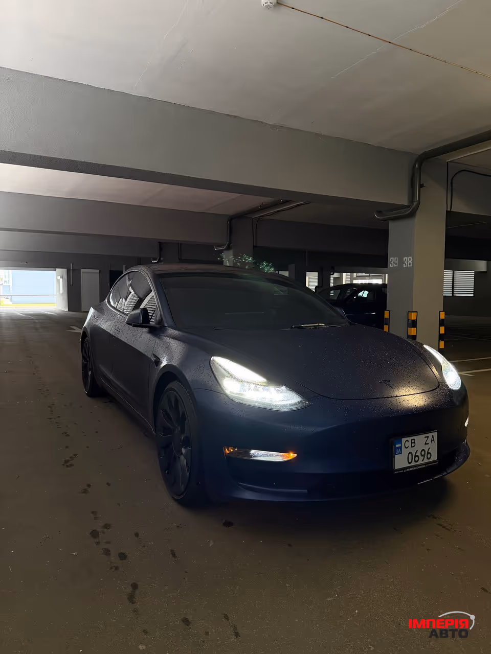 Tesla Model 3 - фото 9