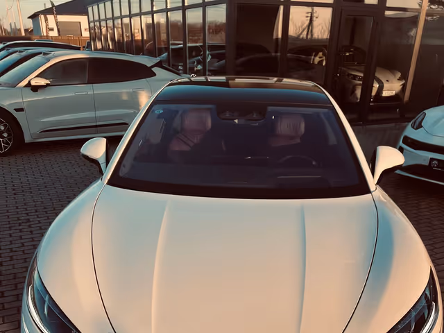 Denza Z9 - фото 4
