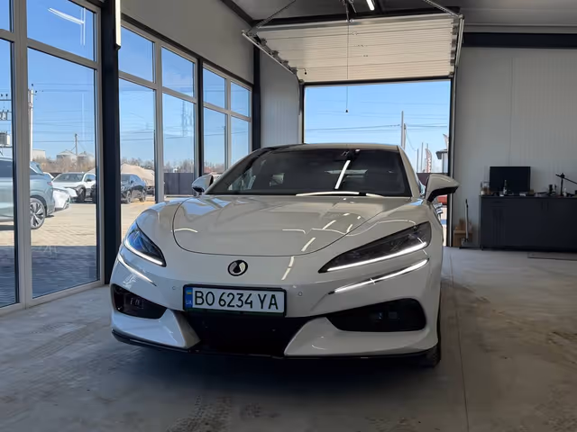 Denza Z9 - фото 1