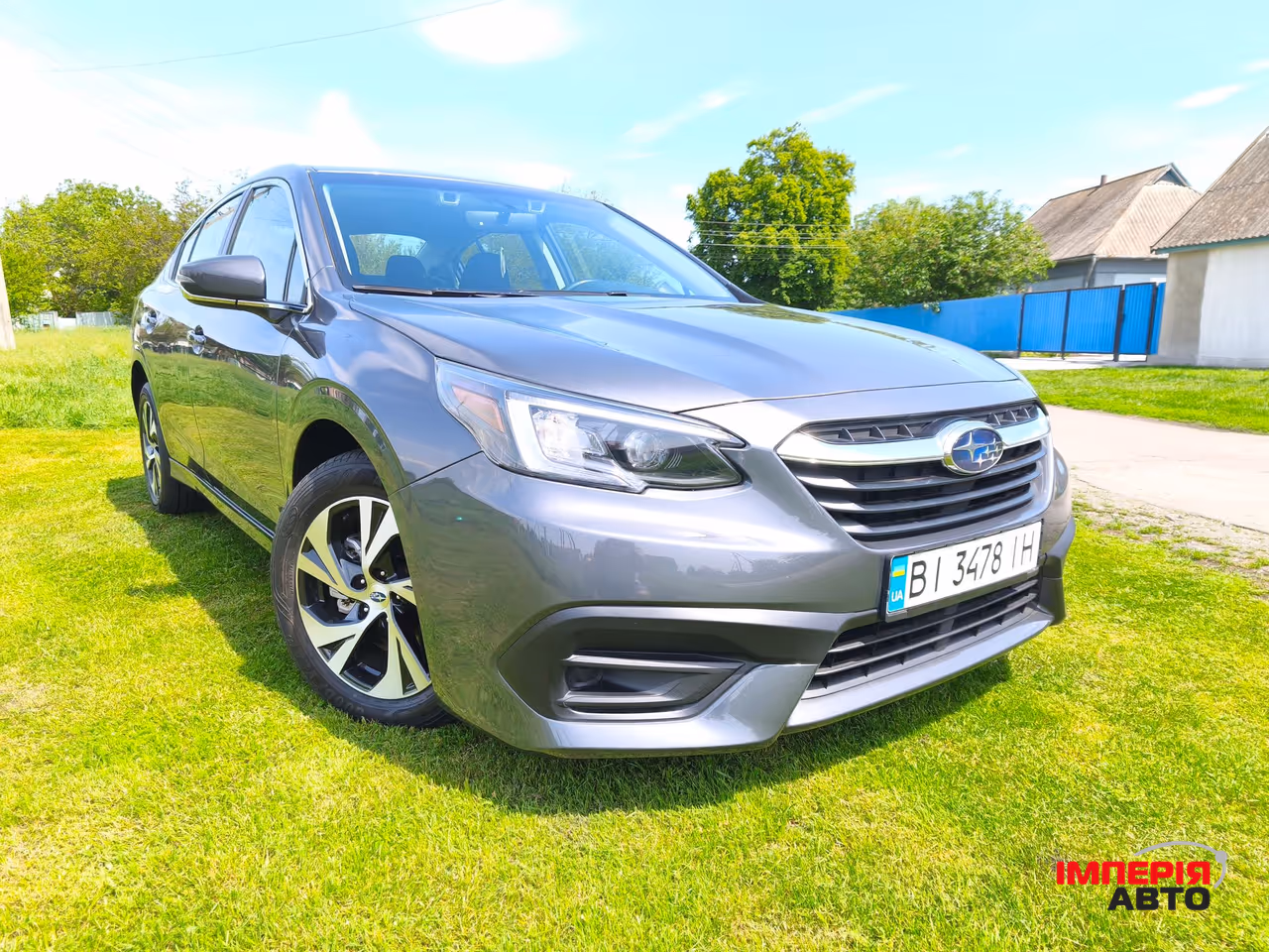 Subaru Legacy - фото 3