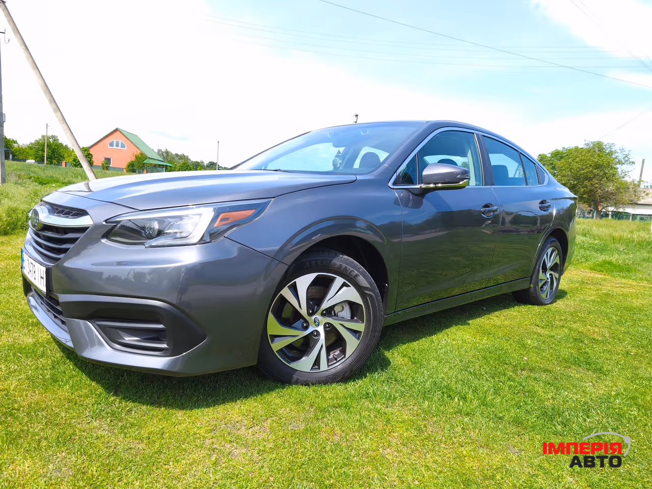 Subaru Legacy - фото 2