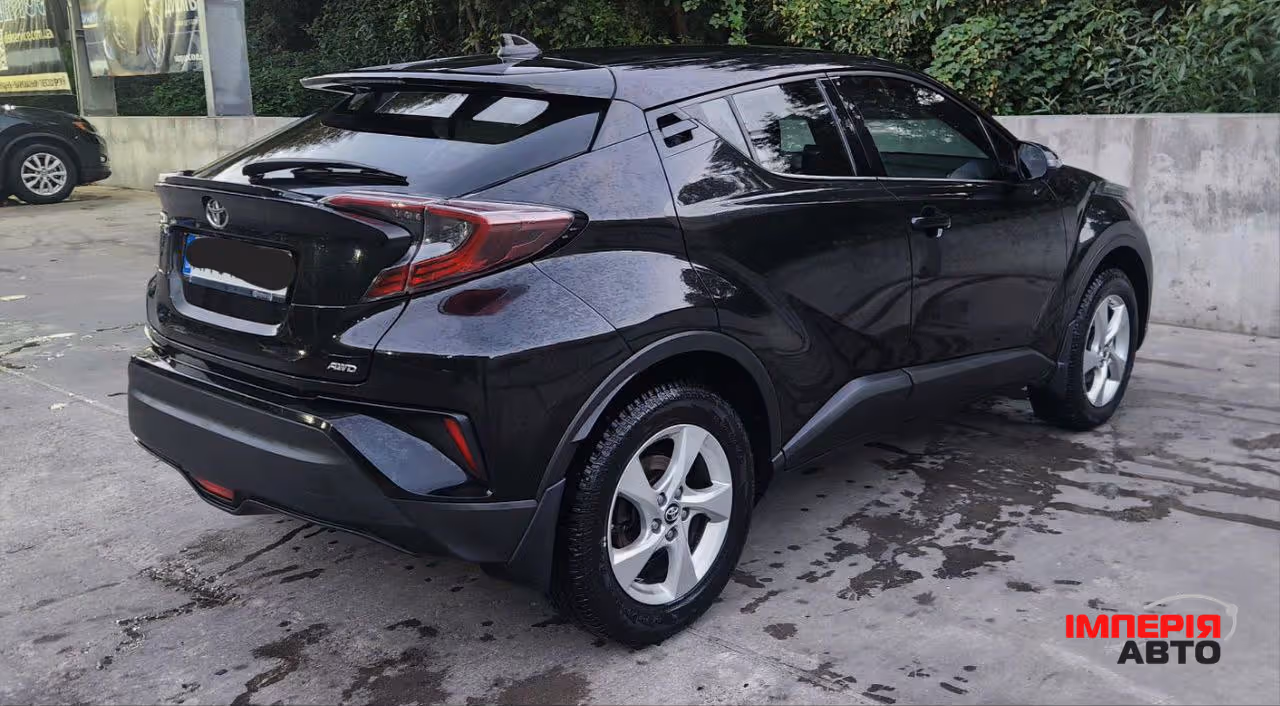 Toyota C-HR - фото 8