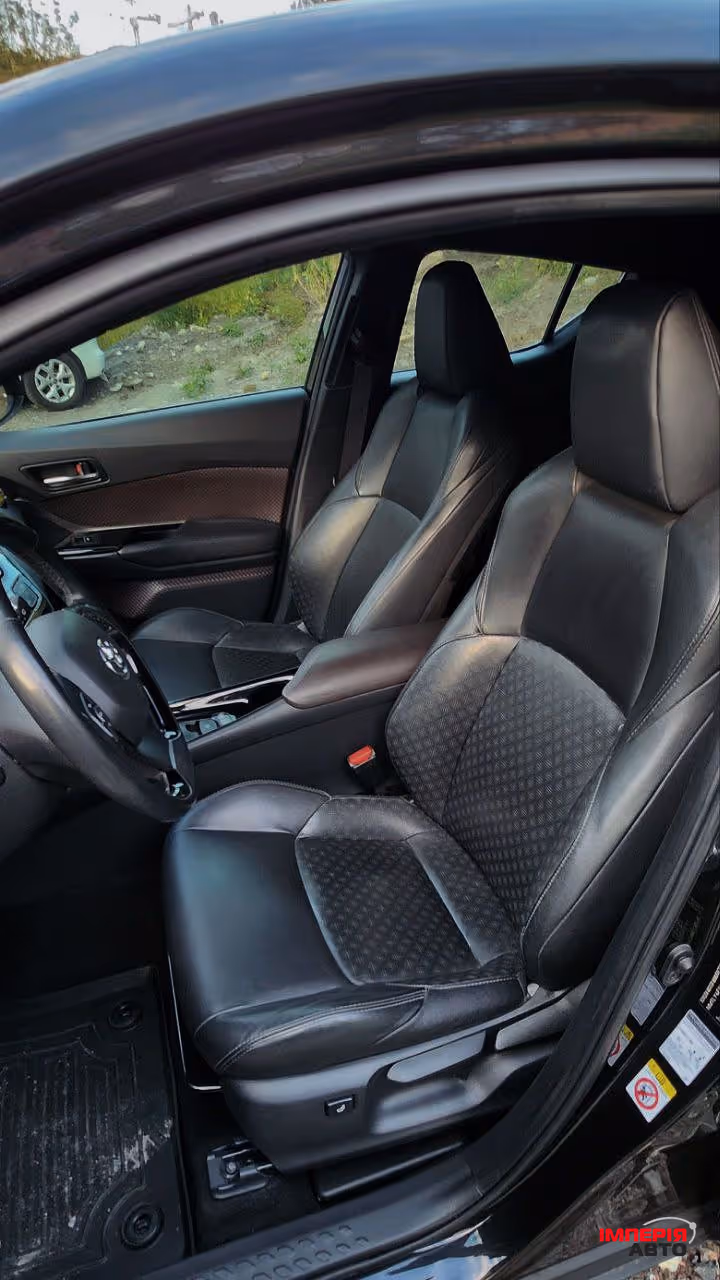 Toyota C-HR - фото 2