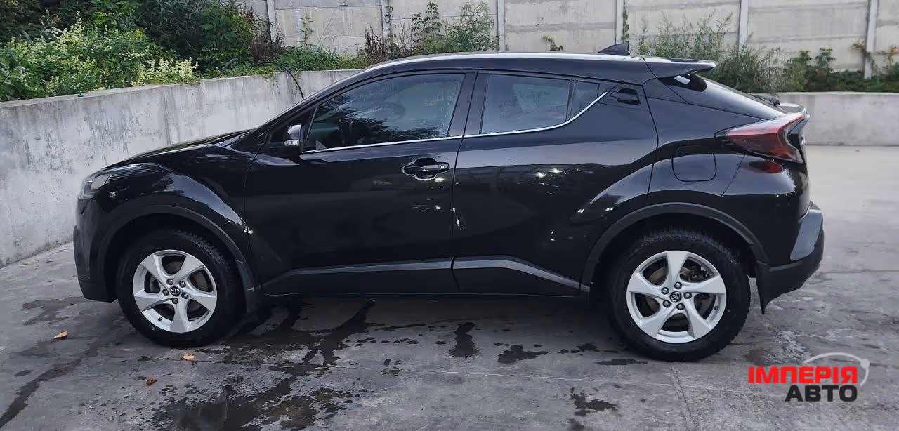 Toyota C-HR - фото 4