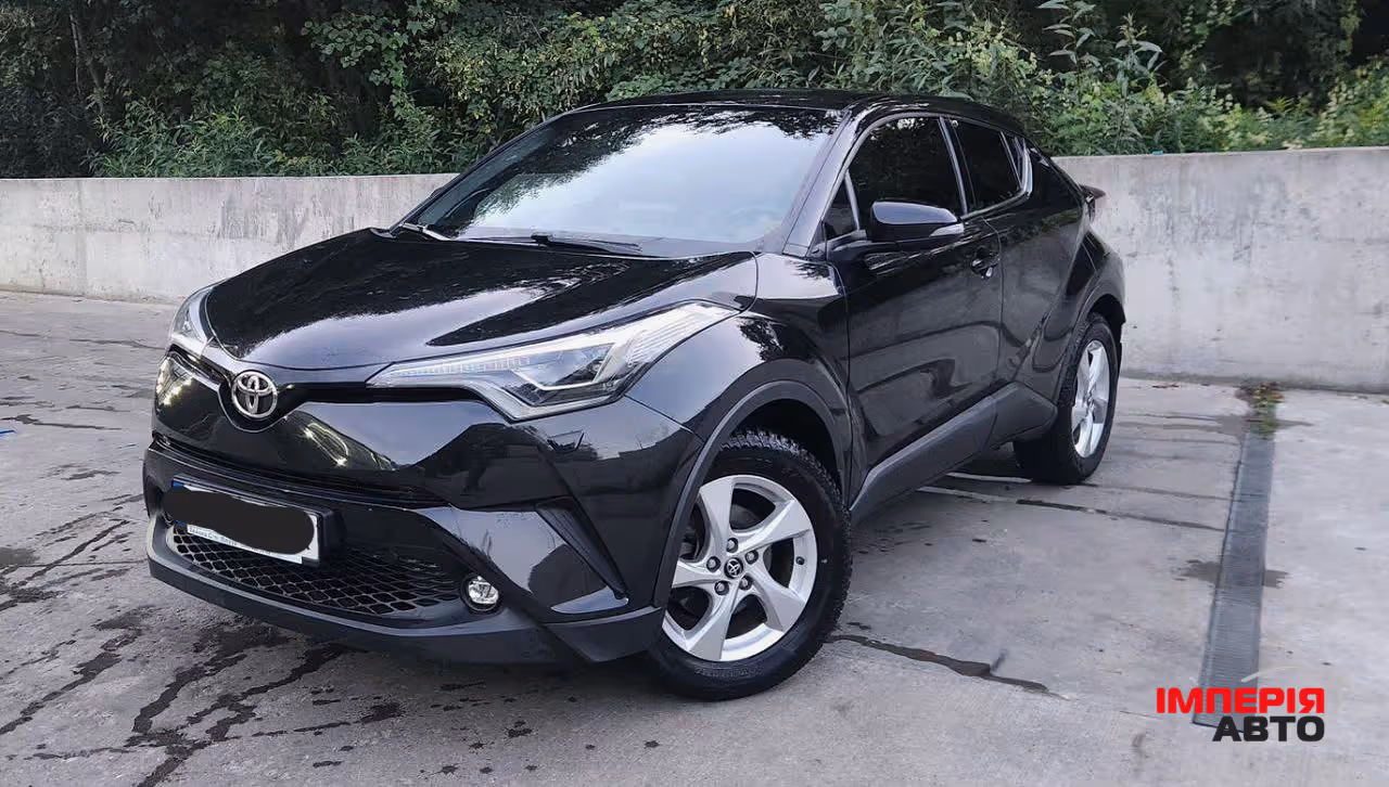 Toyota C-HR - фото 1