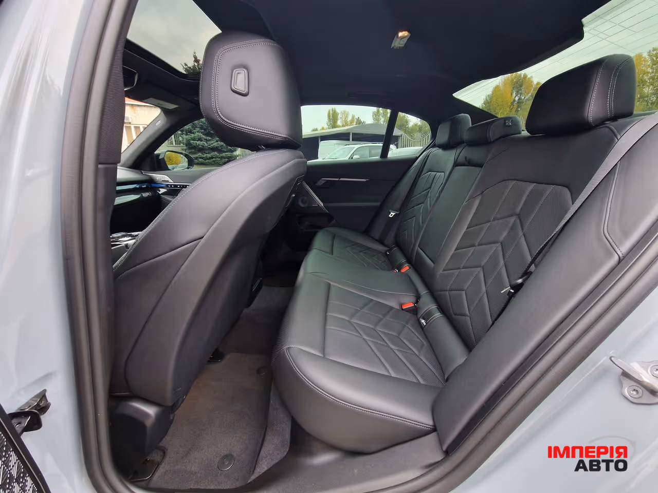 BMW i5 - фото 33
