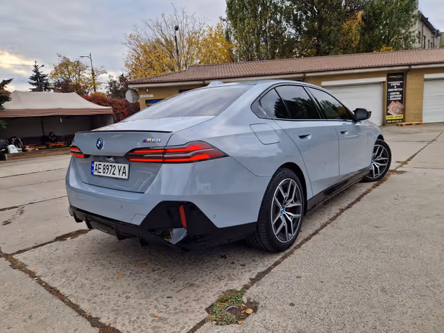 BMW i5 - фото 4