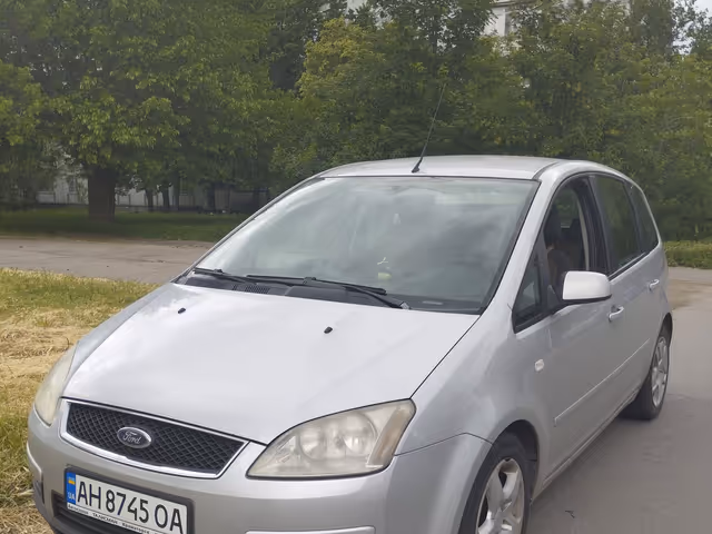 Ford Focus - фото 1