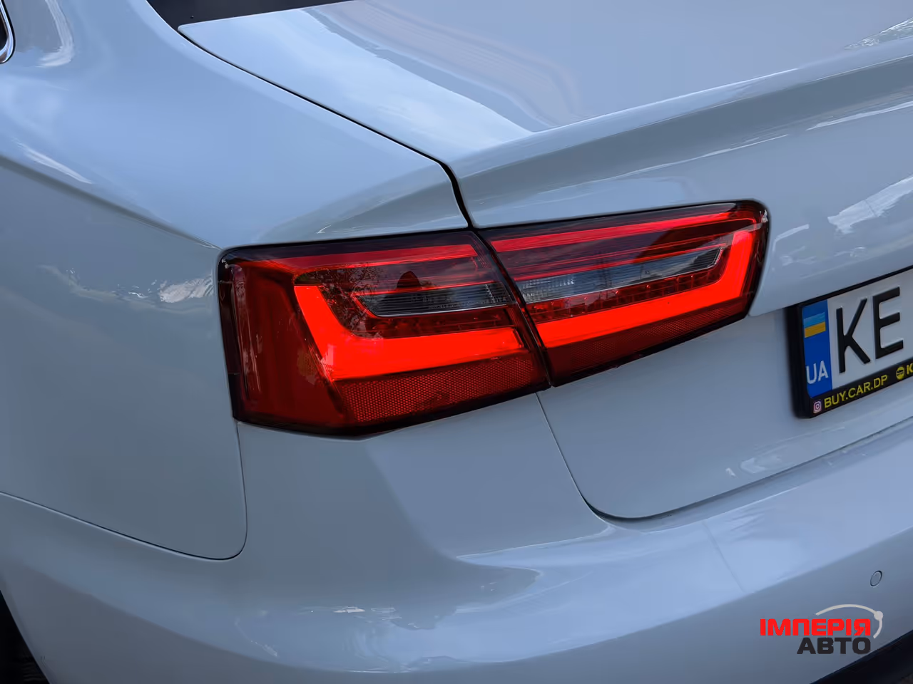 Audi A6 - фото 25