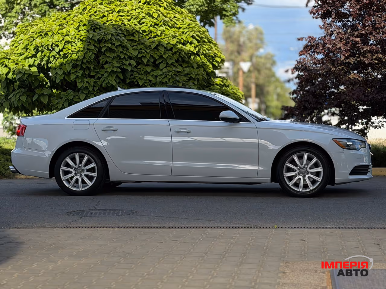 Audi A6 - фото 6