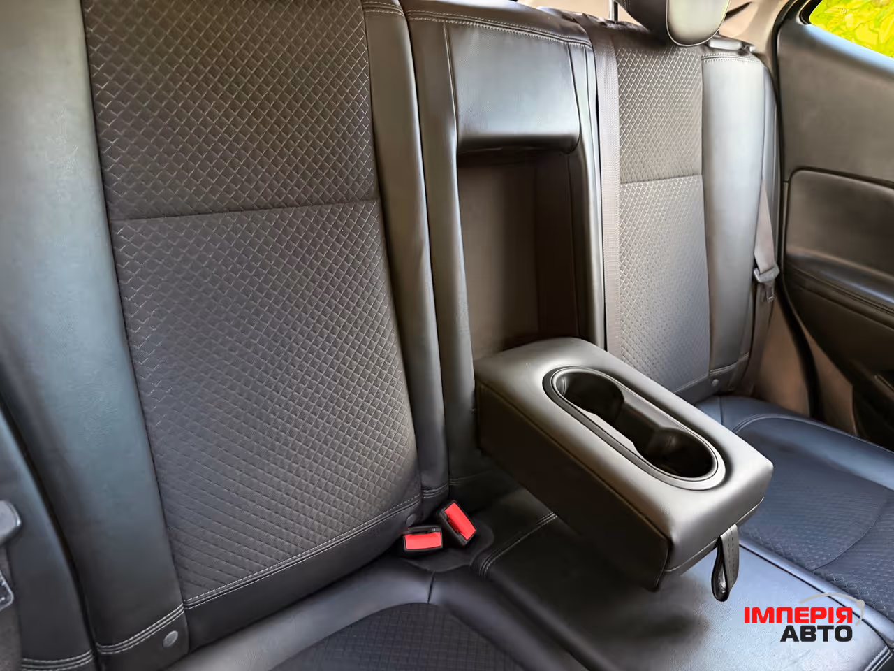 Buick Encore - фото 10