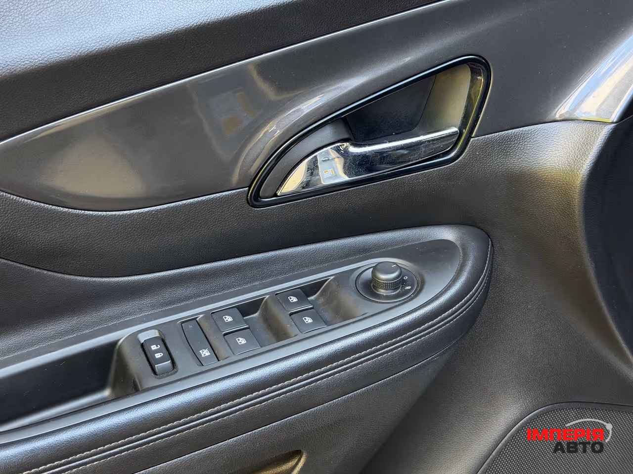 Buick Encore - фото 36