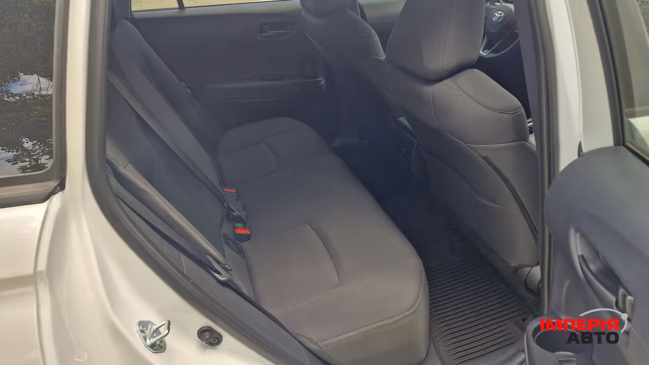 Toyota Corolla Cross - фото 21