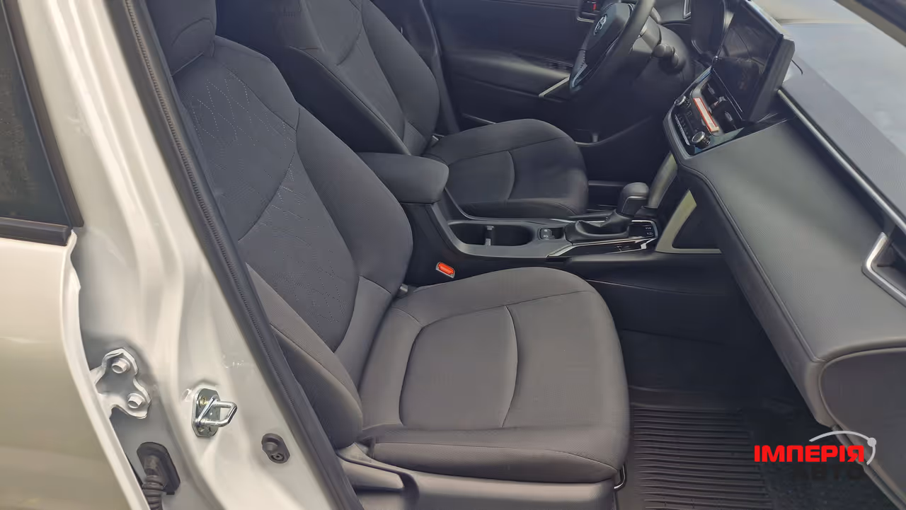 Toyota Corolla Cross - фото 24