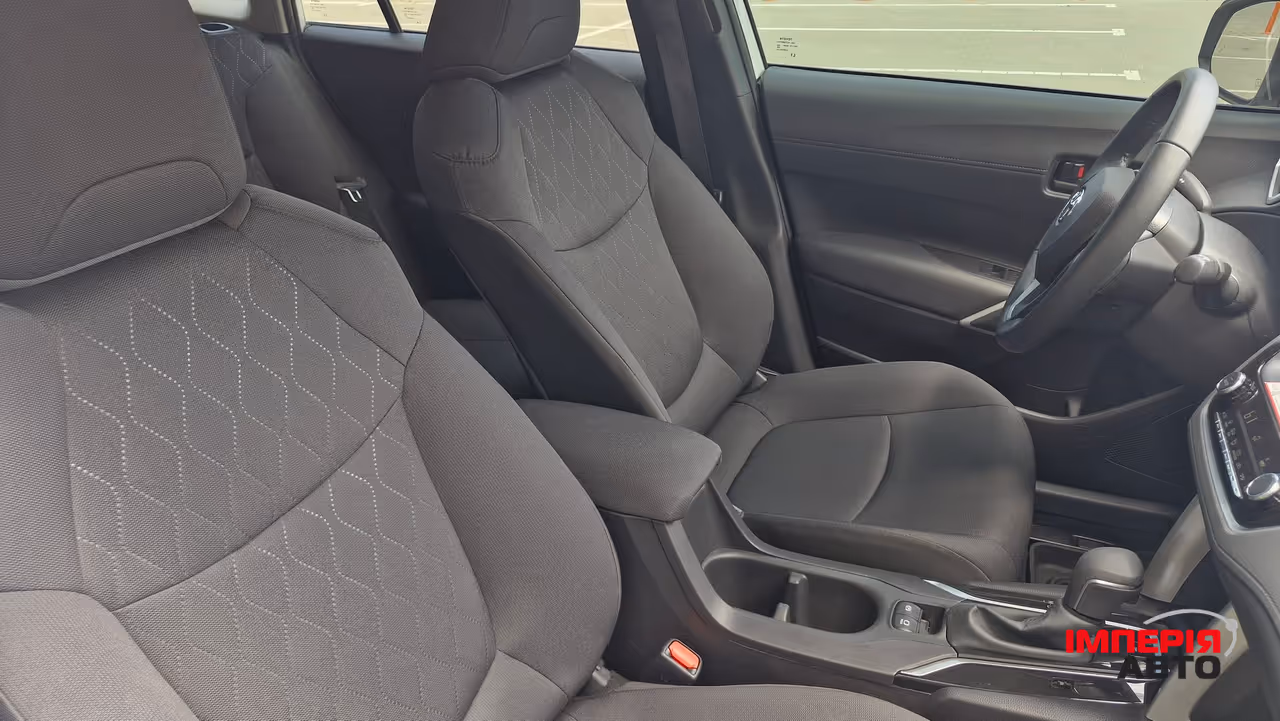 Toyota Corolla Cross - фото 27