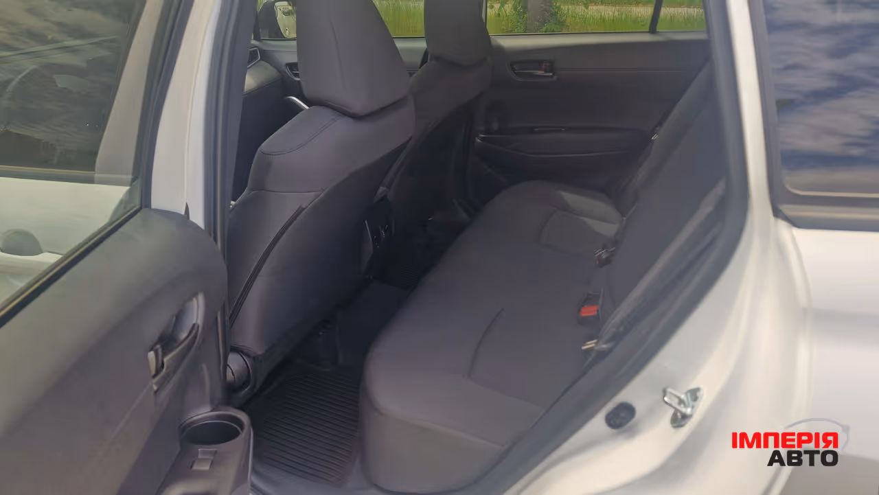 Toyota Corolla Cross - фото 14