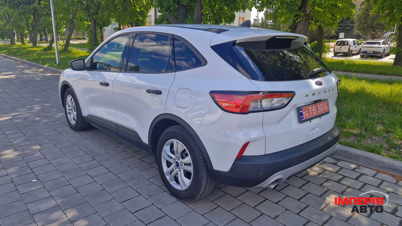Ford Escape - фото 7