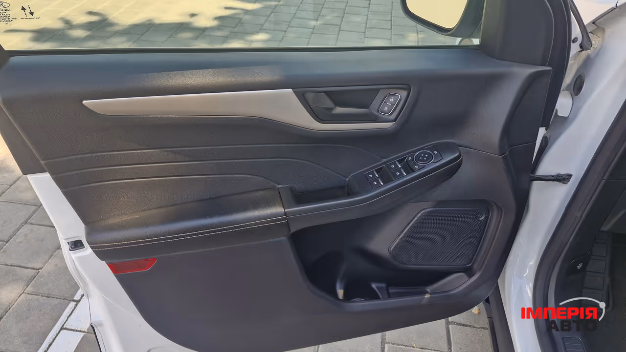 Ford Escape - фото 11