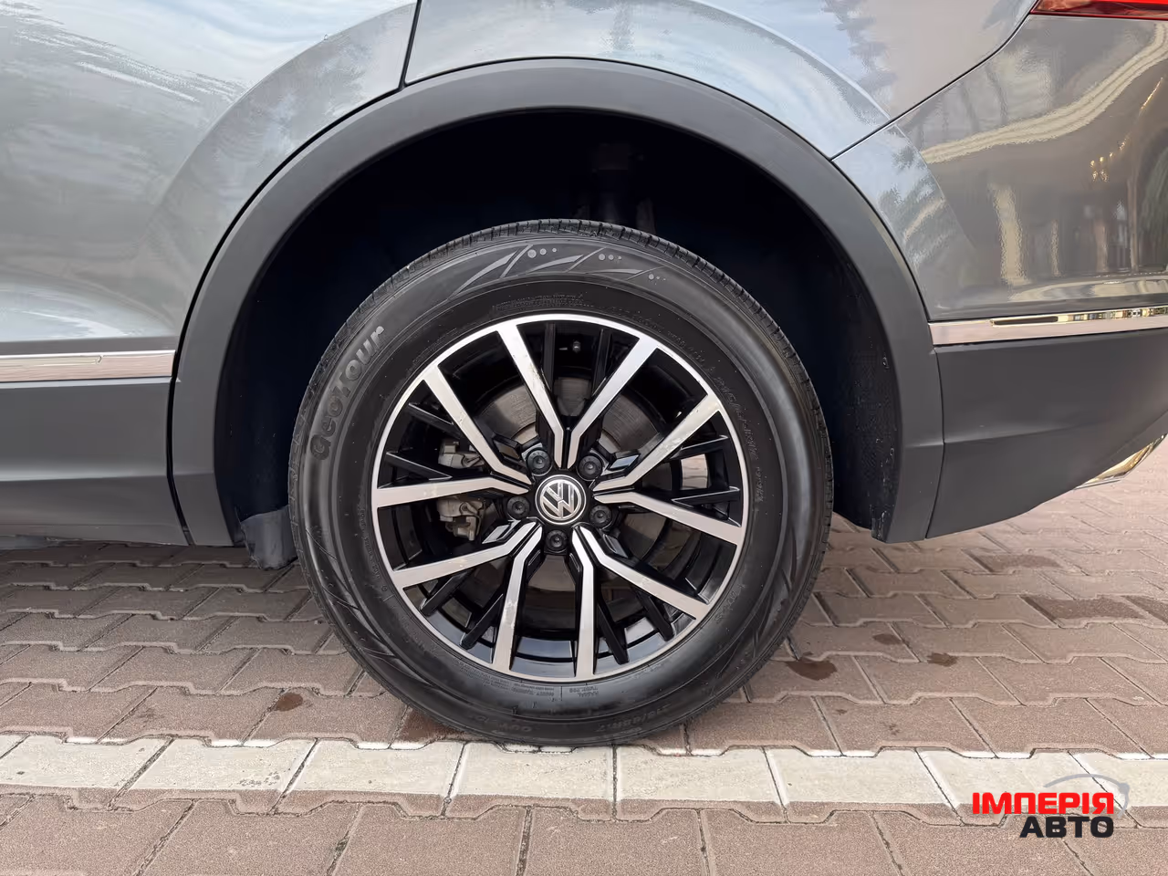 Volkswagen Tiguan - фото 27