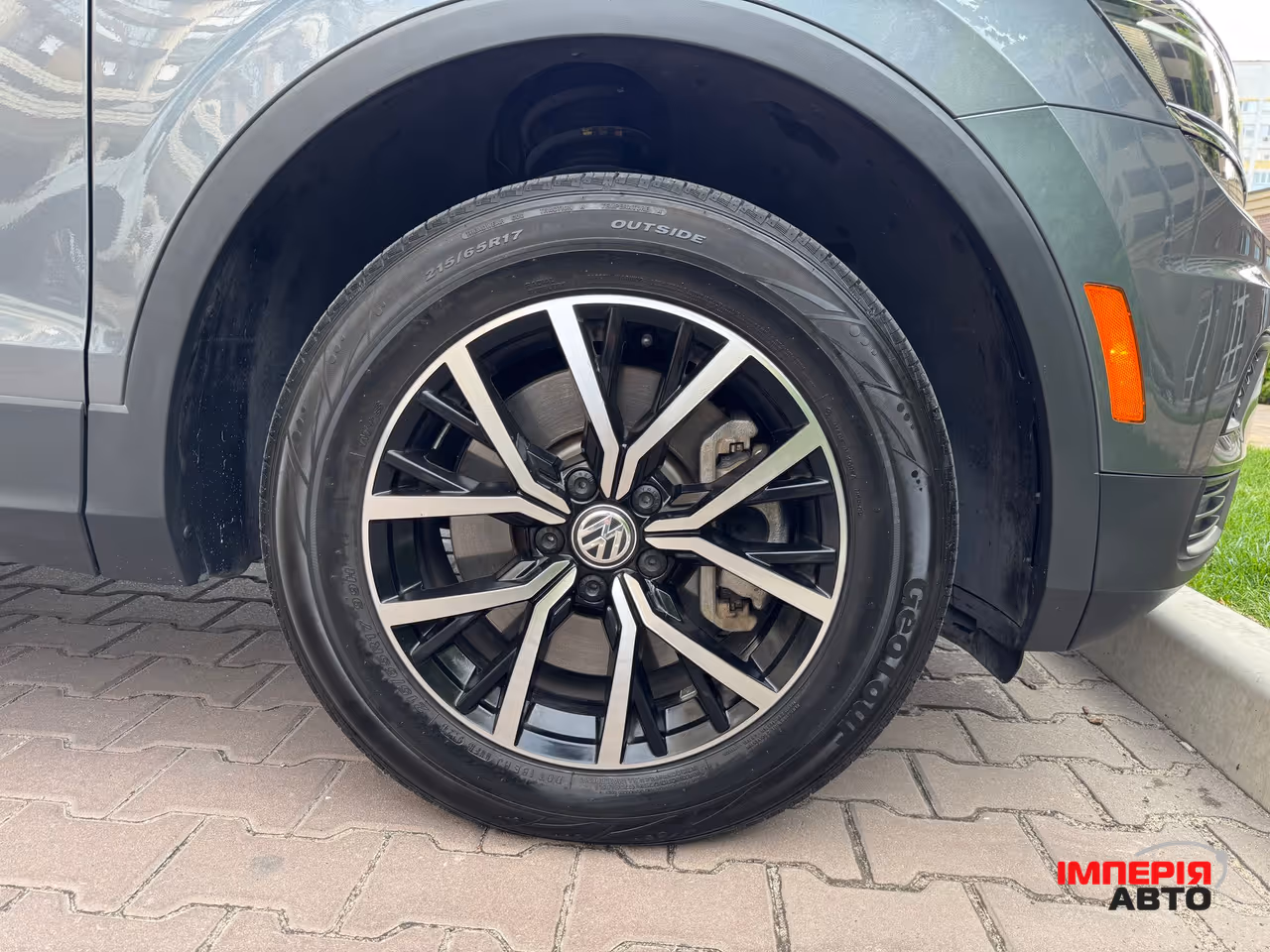 Volkswagen Tiguan - фото 24