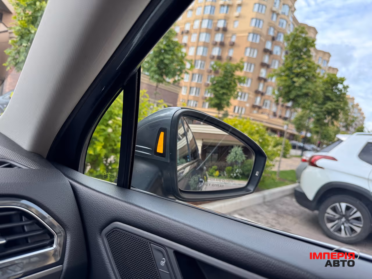 Volkswagen Tiguan - фото 19