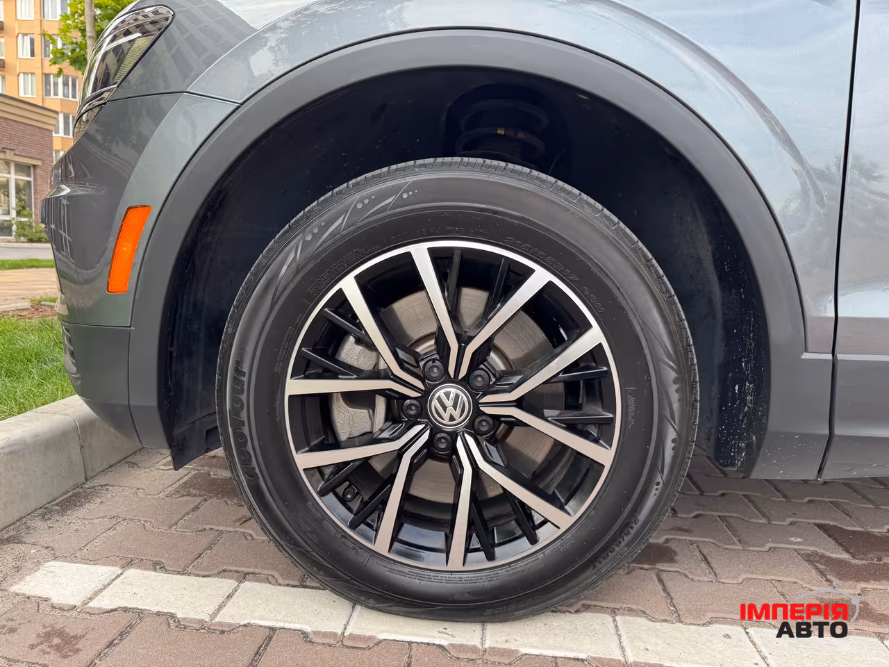 Volkswagen Tiguan - фото 26