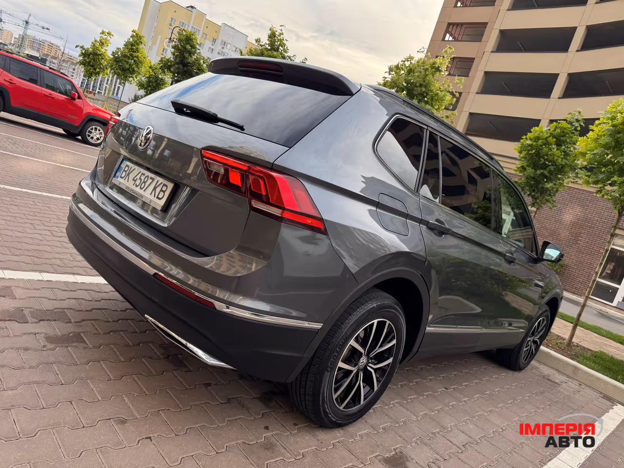 Volkswagen Tiguan - фото 39