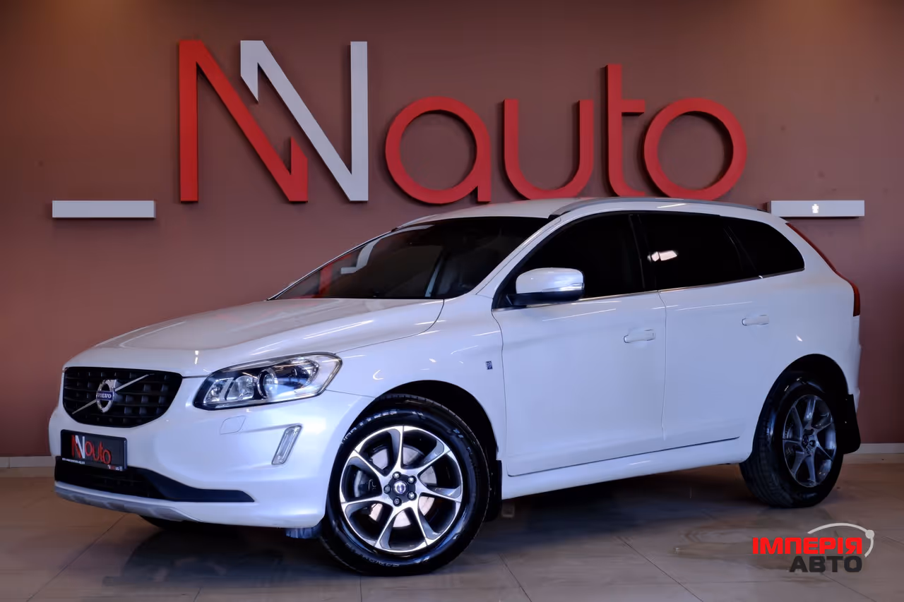 Volvo XC60 - фото 1