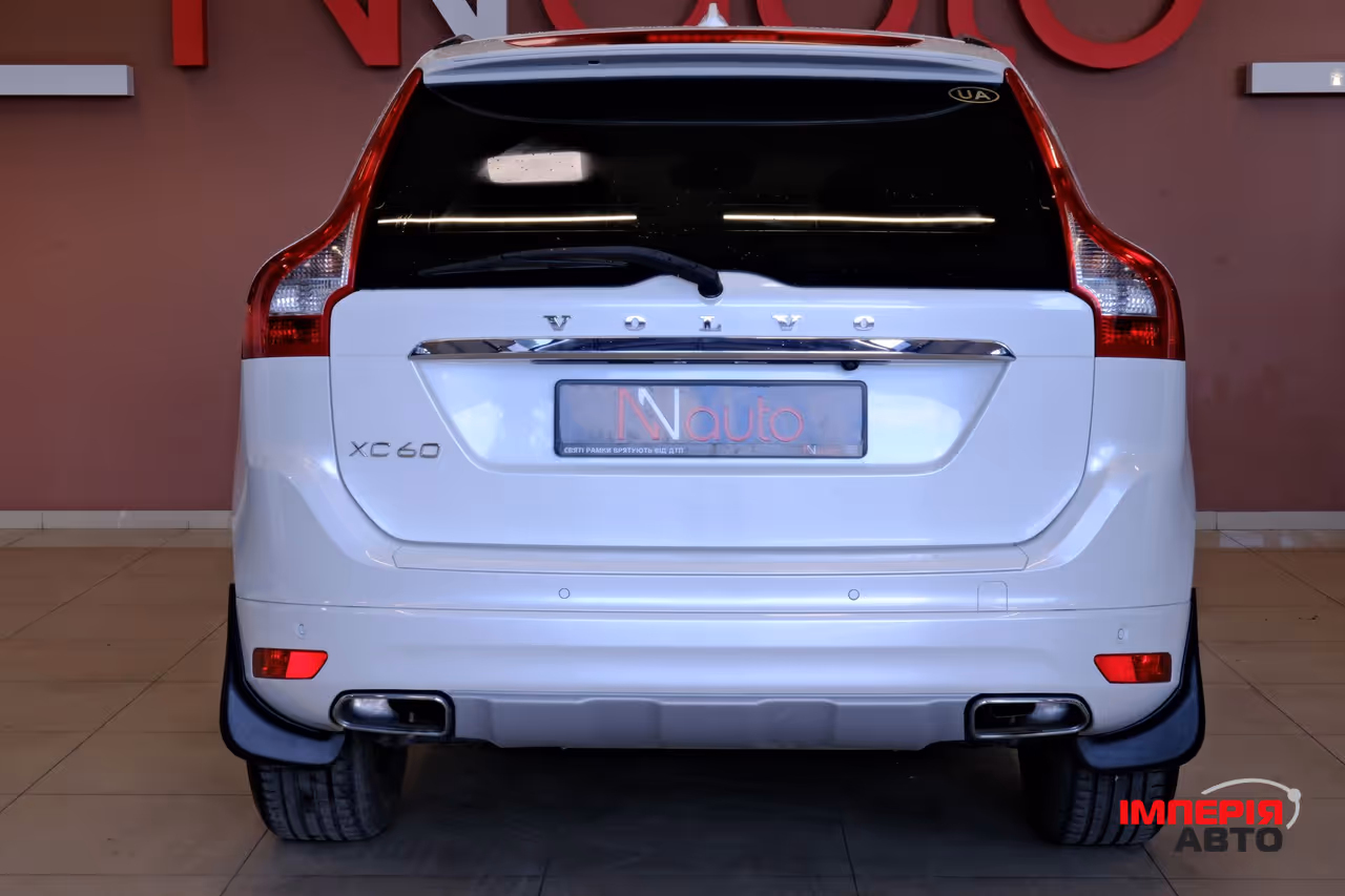 Volvo XC60 - фото 6