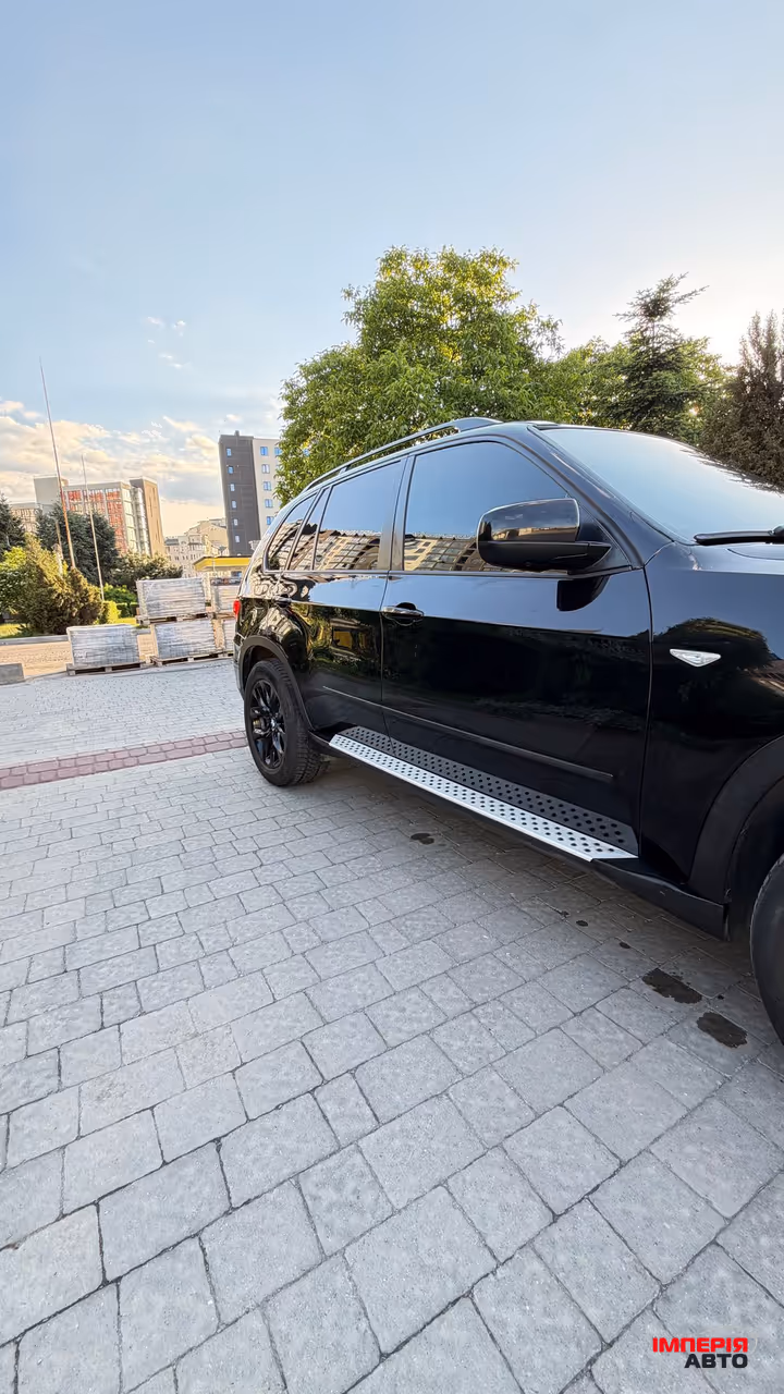 BMW X5 - фото 6
