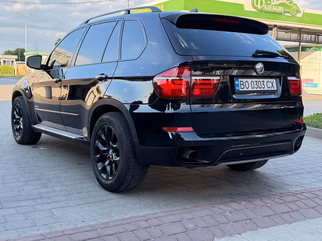 BMW X5 - фото 4