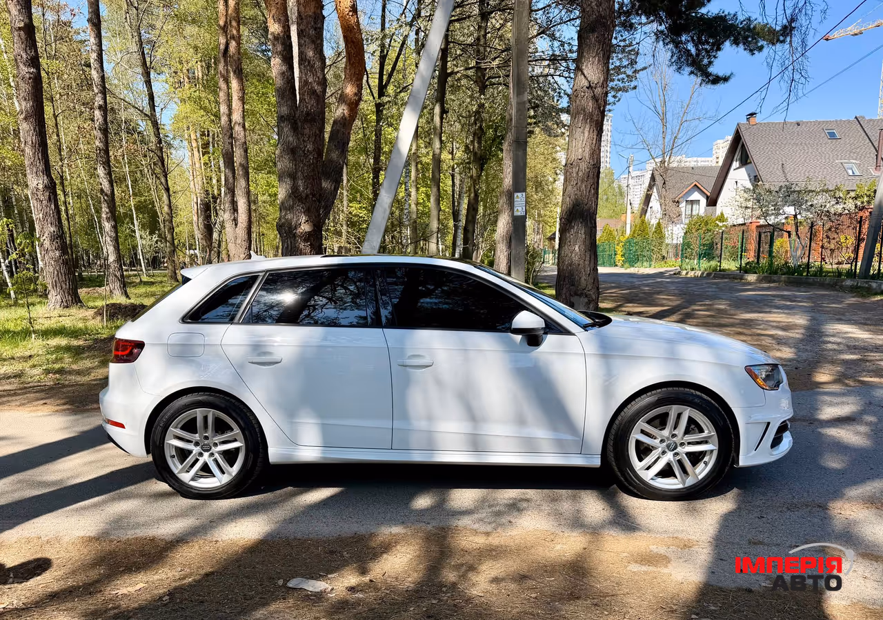 Audi A3 - фото 10
