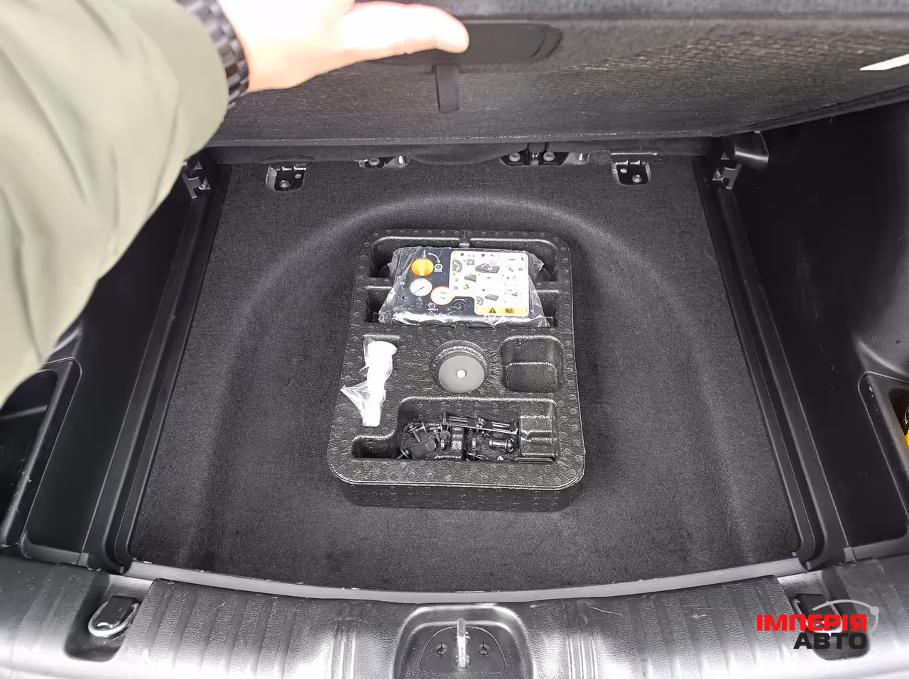 Jeep Compass - фото 12