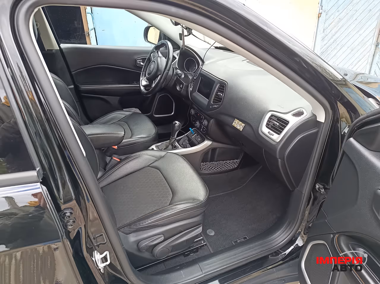Jeep Compass - фото 21