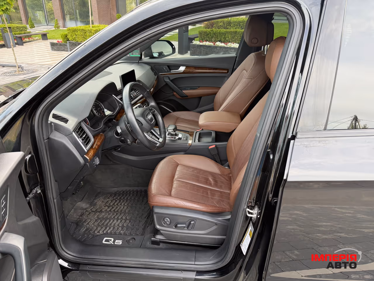 Audi Q5 - фото 15