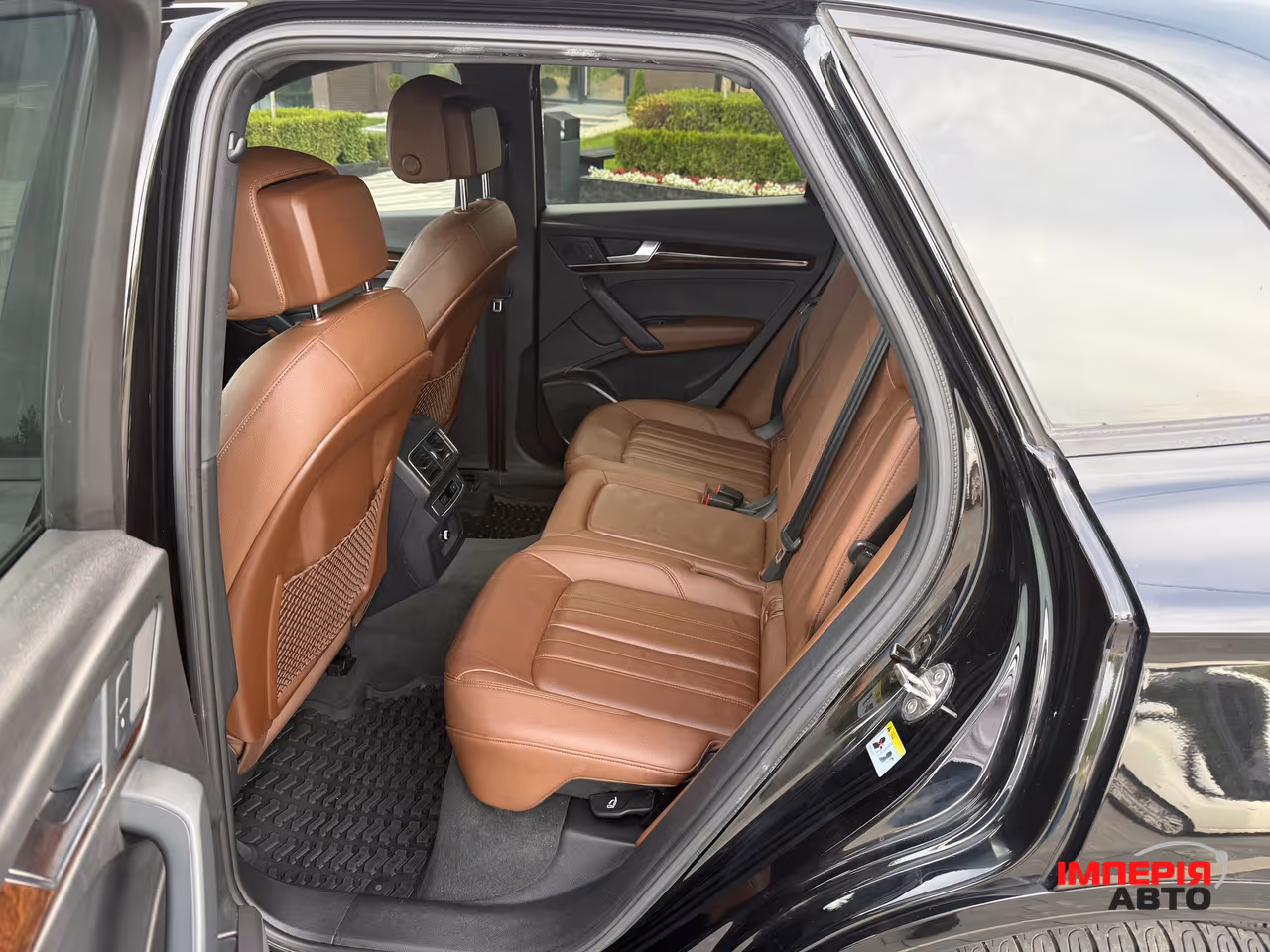 Audi Q5 - фото 17