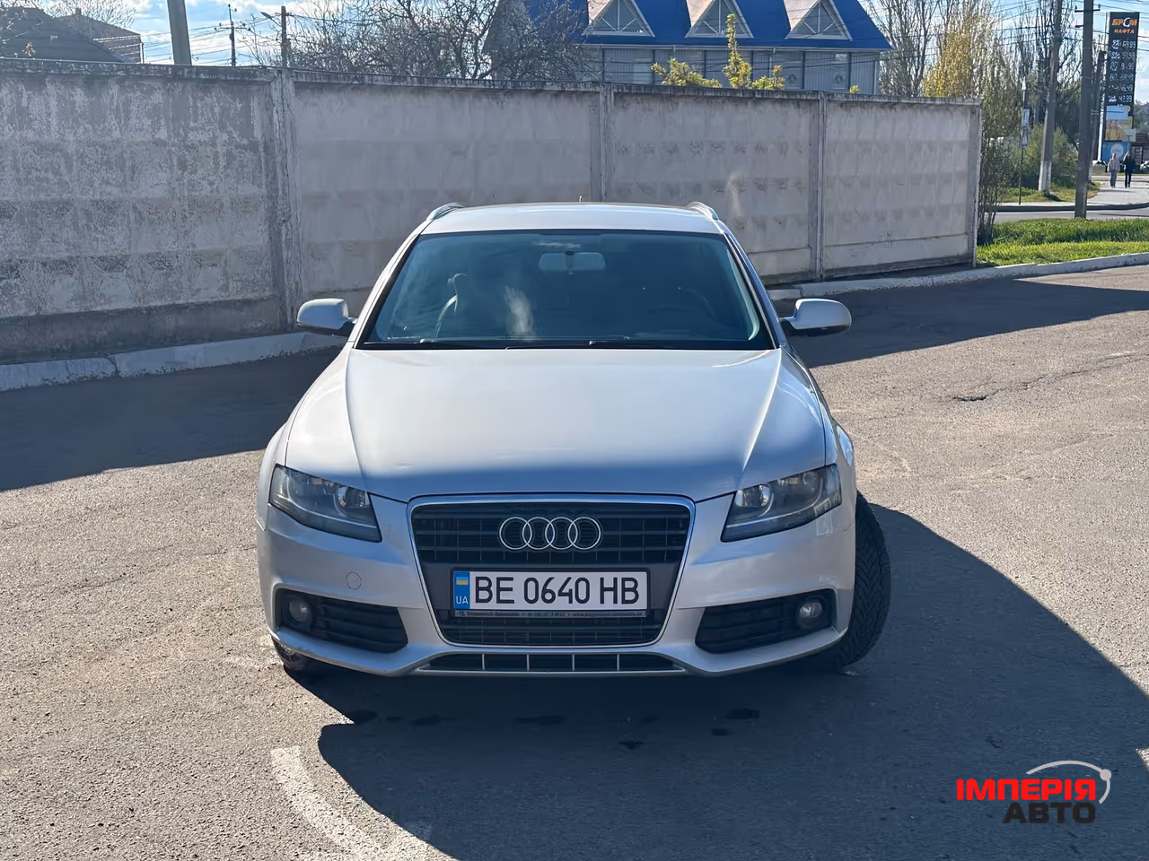 Audi A4 - фото 8