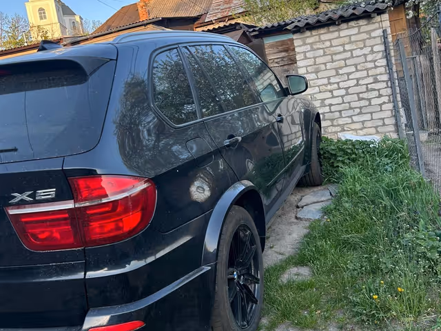 BMW X5 - фото 3