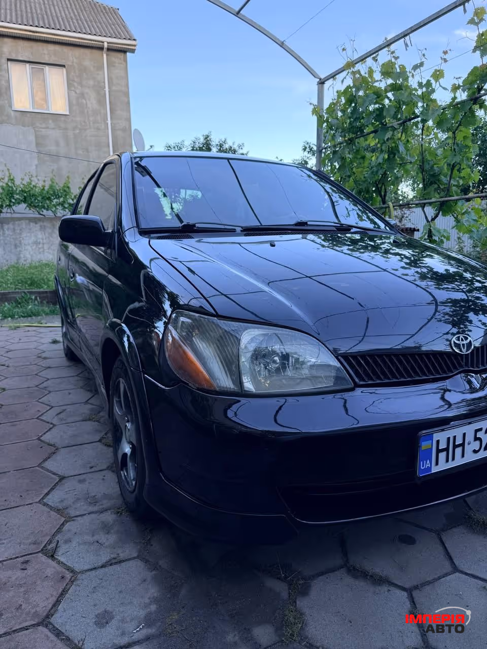 Toyota Echo - фото 2