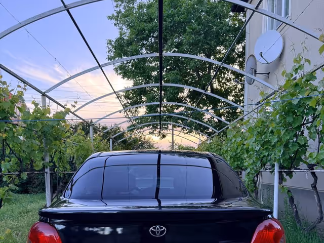 Toyota Echo - фото 4