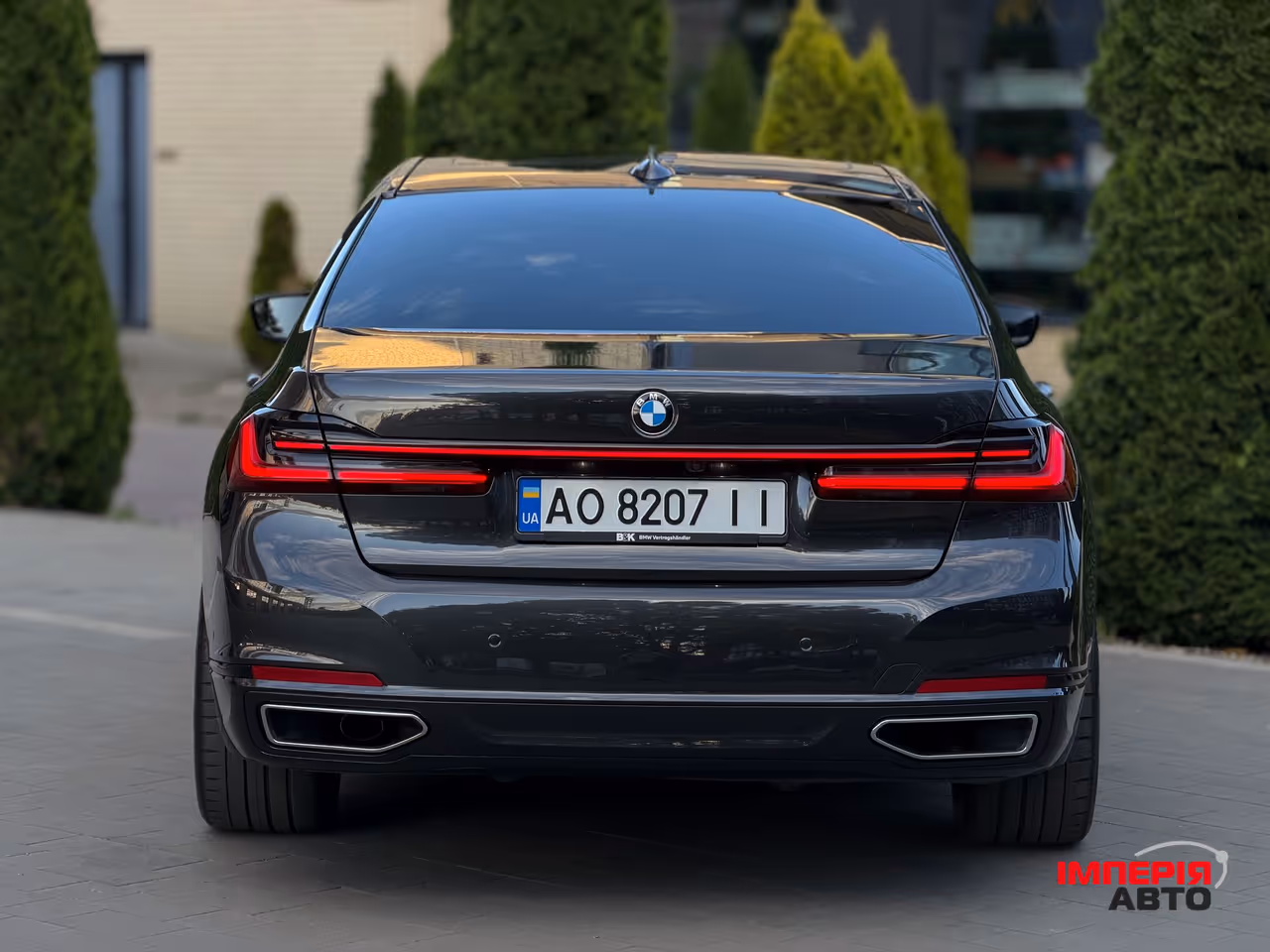 BMW 7 серії - фото 3