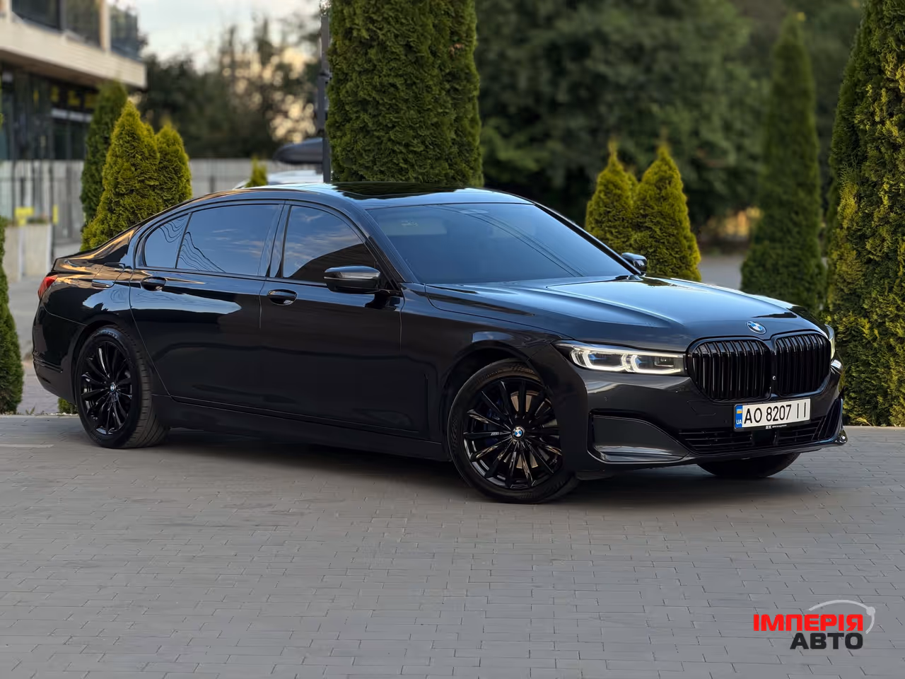 BMW 7 серії - фото 1