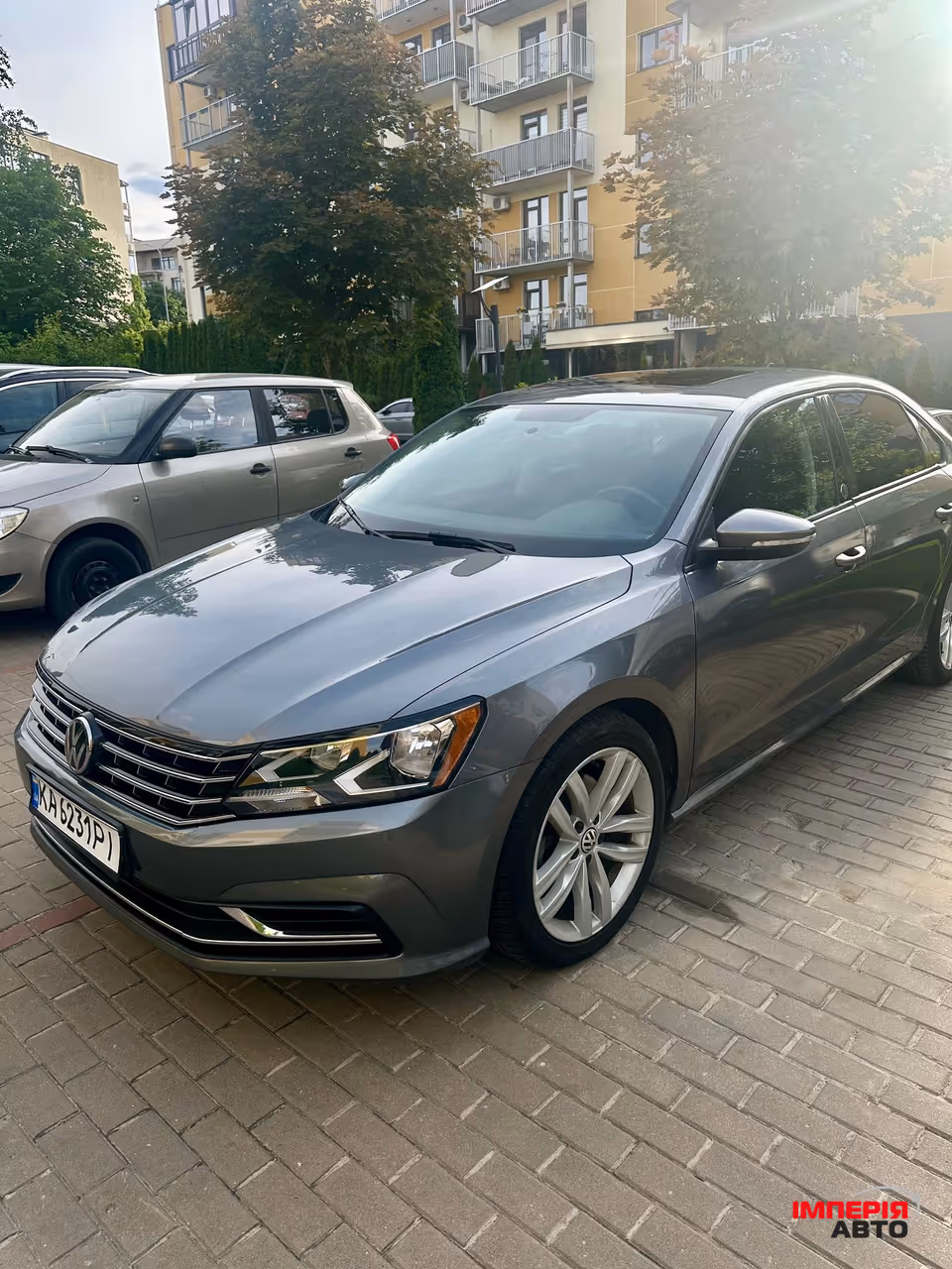 Volkswagen Passat - фото 2