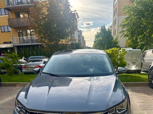 Volkswagen Passat - фото 5